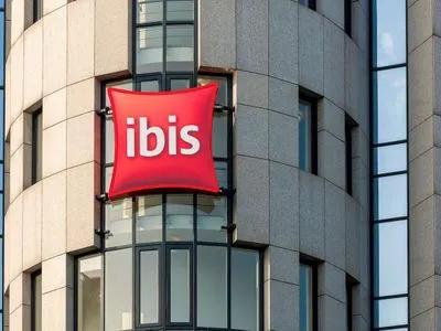 Gebäude von ibis Koblenz City