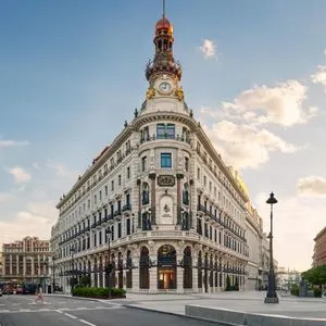 Four Seasons Hotel Madrid Galleriebild 0