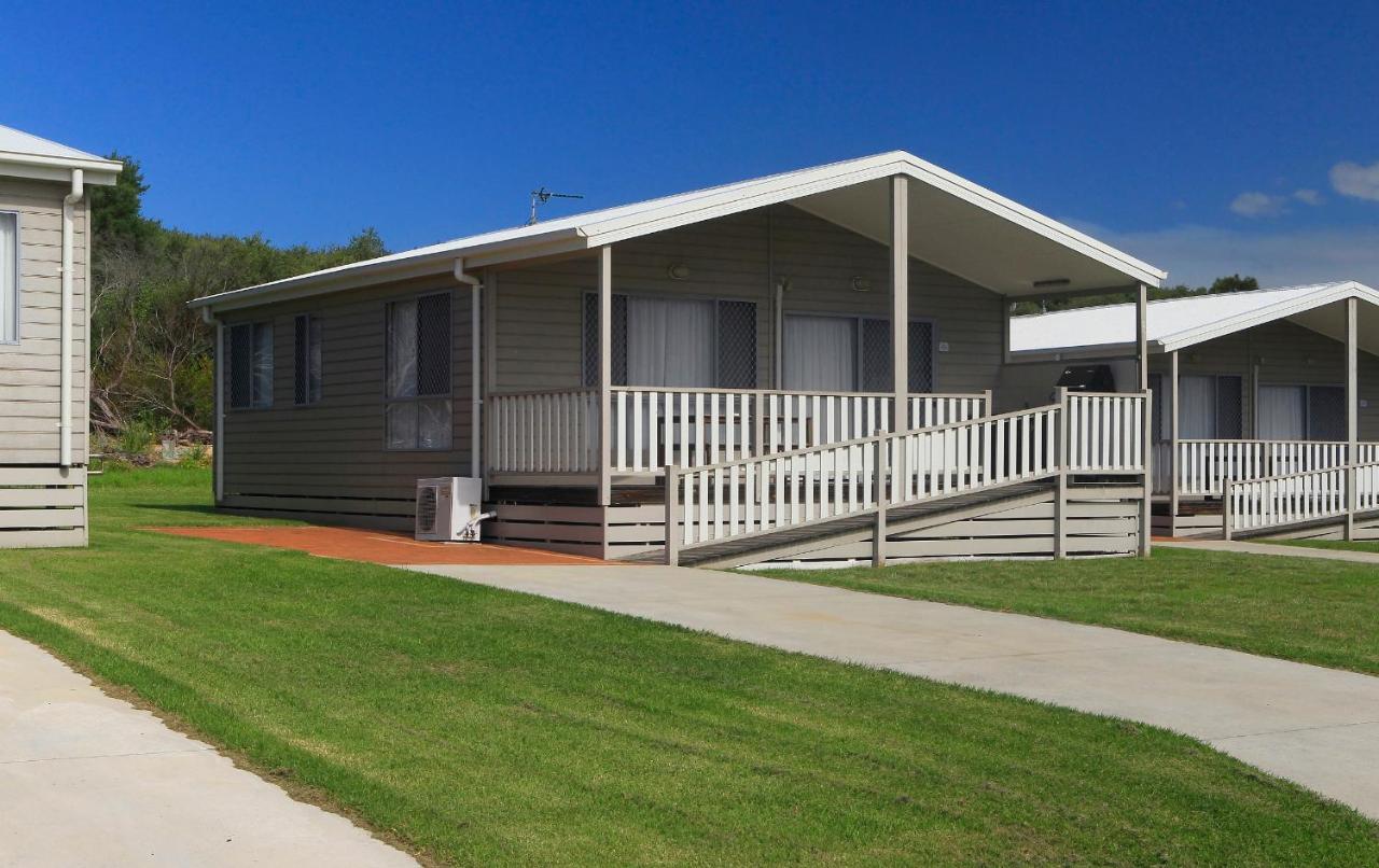 Building hotel Corrimal Beach Tourist Park