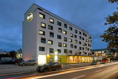 Building hotel B&B Hotel München City-West
