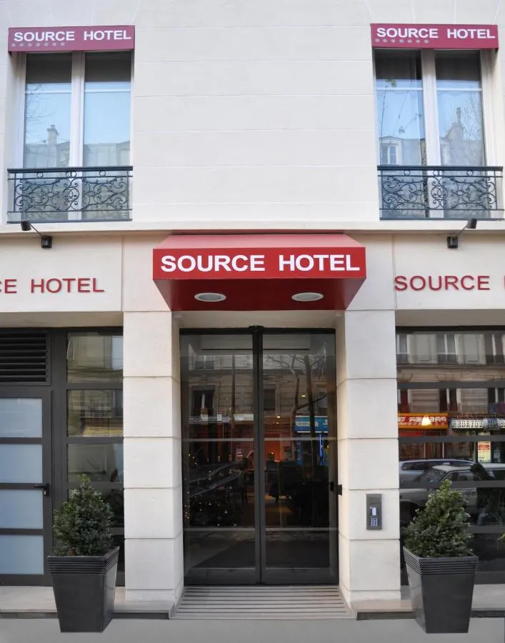 Building hotel Source Hôtel