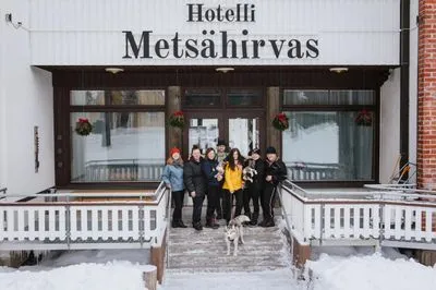 Gebäude von Hotel Metsähirvas
