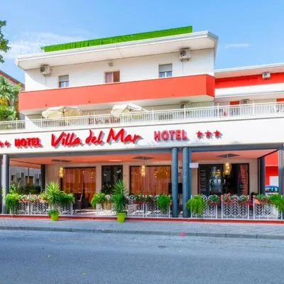 Building hotel Hotel Villa del Mar