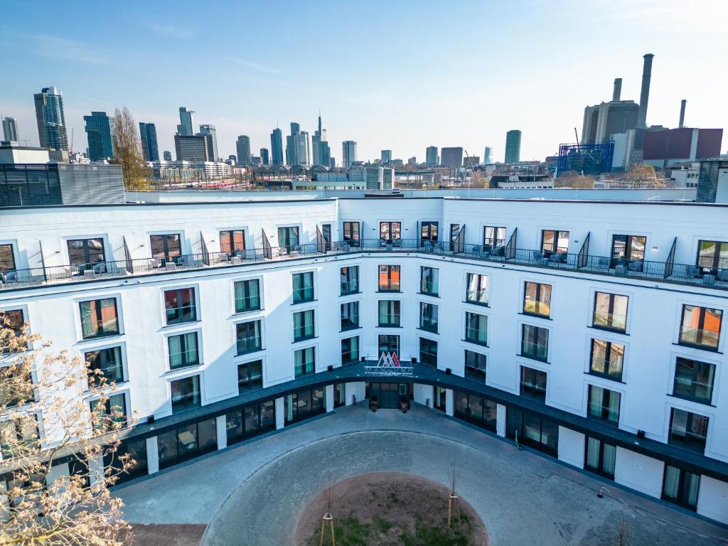 Building hotel MASEVEN Frankfurt Messe