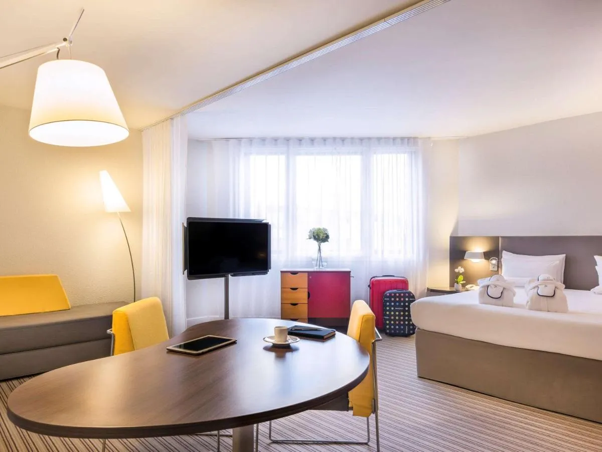 Building hotel Hotel Novotel Suites Cannes Centre