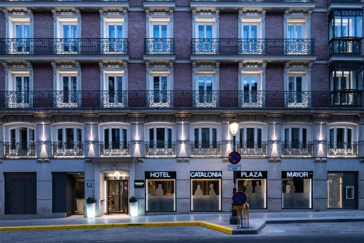 Building hotel Hotel Catalonia Plaza Mayor