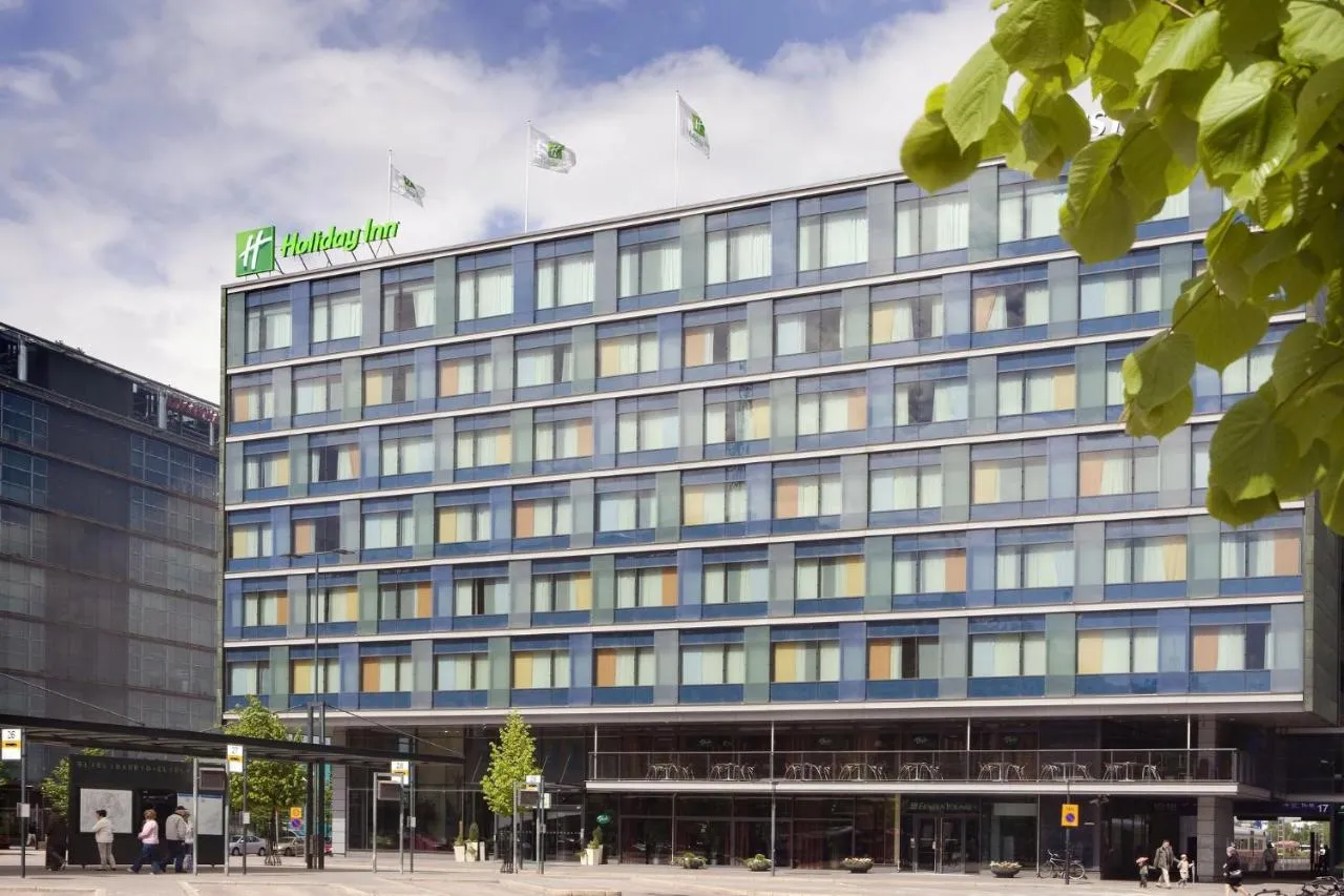Building hotel Holiday Inn Helsinki City Centre