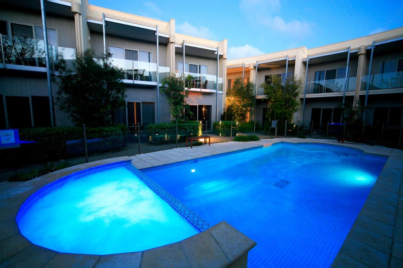 Rye Hotel - One Four Nelson