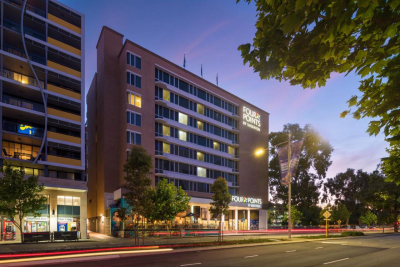 Building hotel Four Points by Sheraton Perth