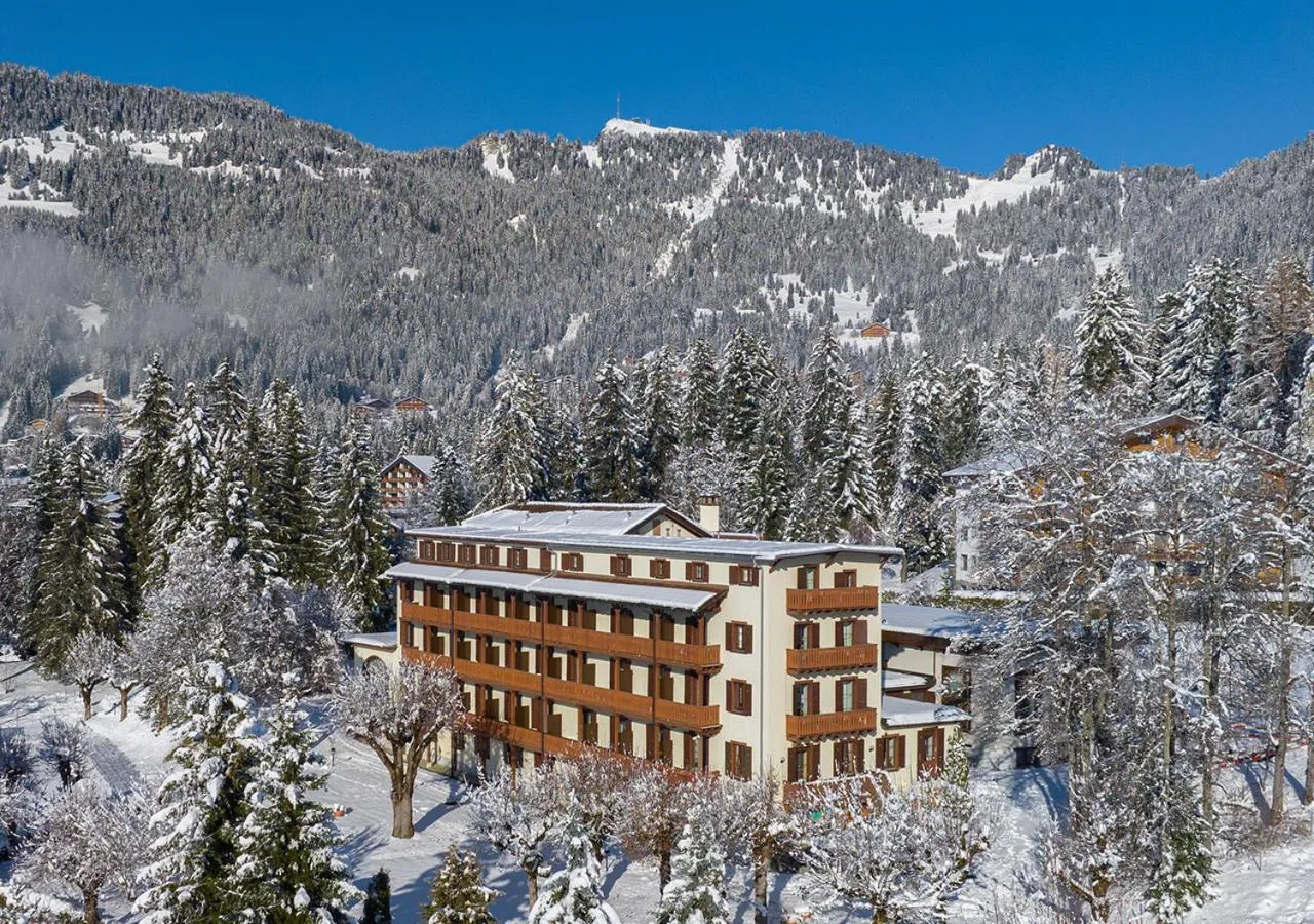 Building hotel Villars Mountain Lodge