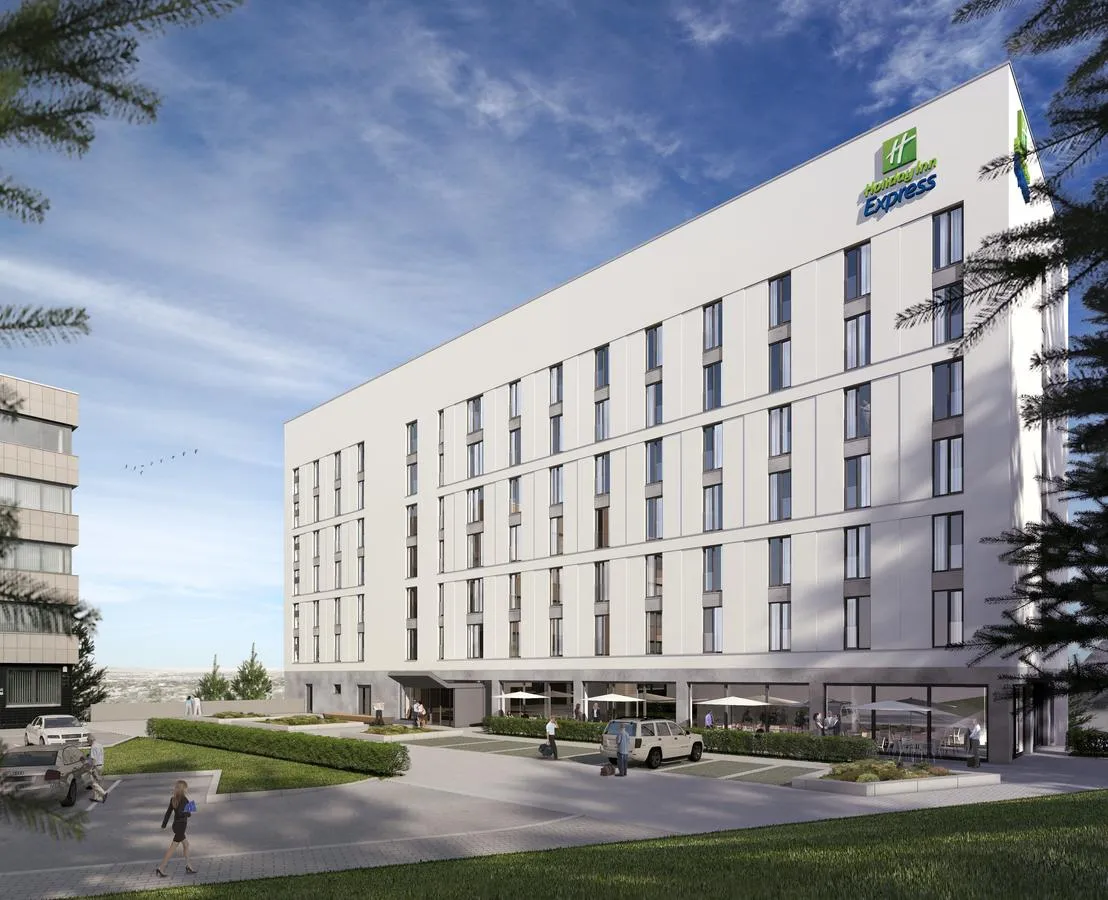 Building hotel Holiday Inn Express - Wiesbaden