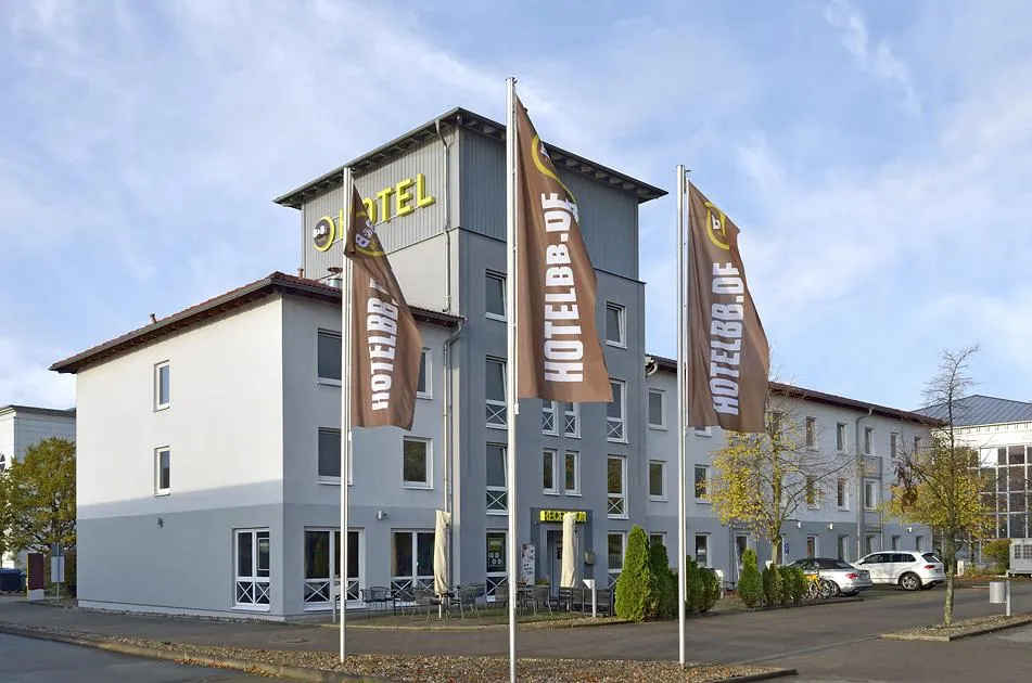 Building hotel B&B Hotel Hannover-Lahe