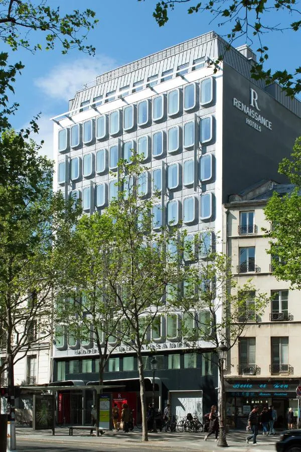Building hotel Renaissance Paris Republique Hotel & Spa