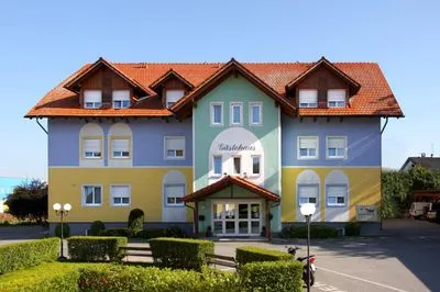 Gebäude von Hotel Der Stockinger