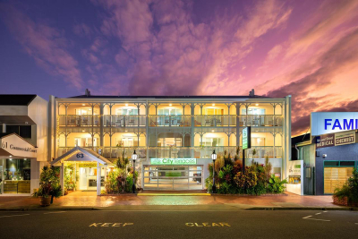 Building hotel City Terraces Cairns