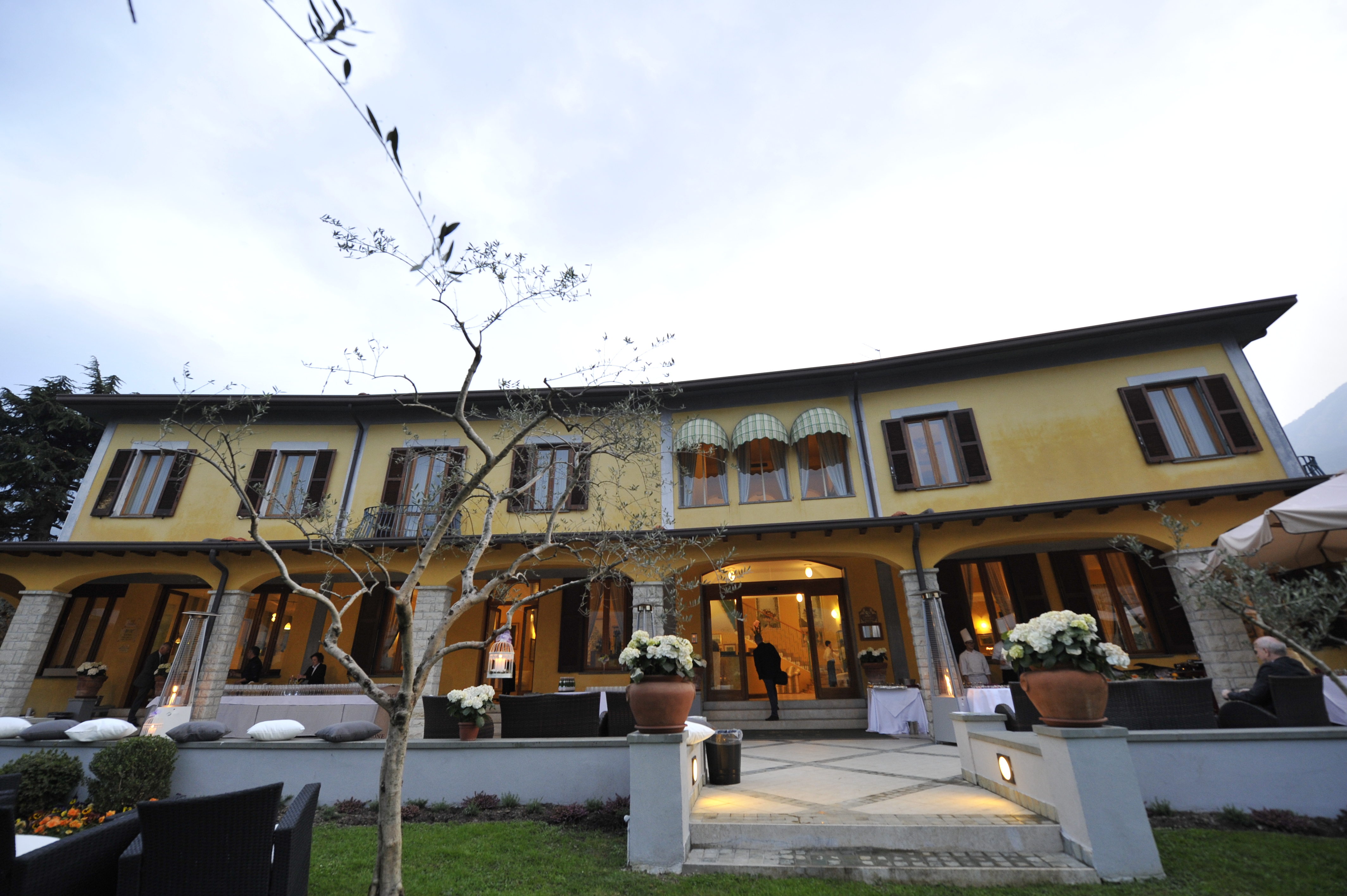 exterior_view