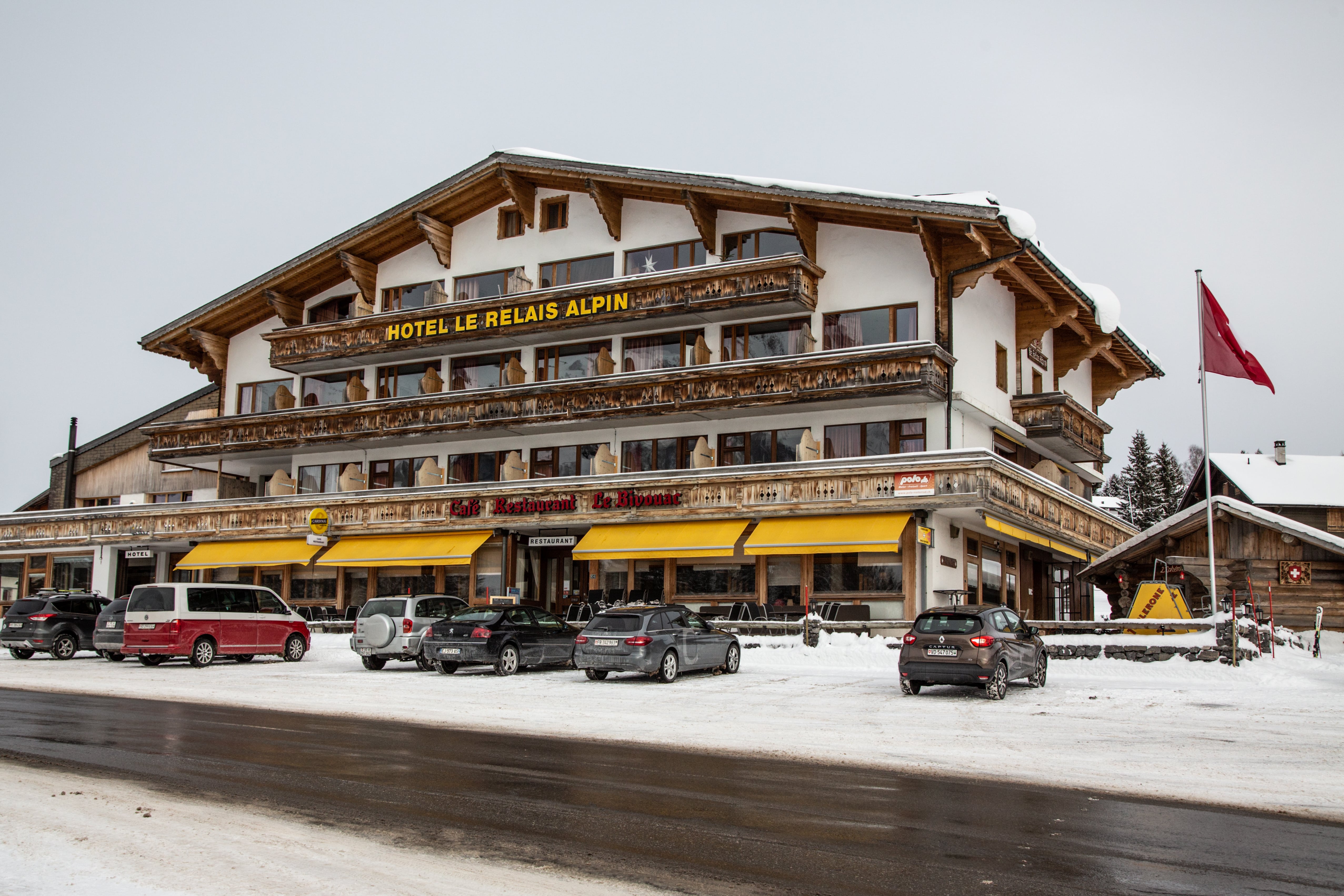 Building hotel Hotel Le Relais Alpin