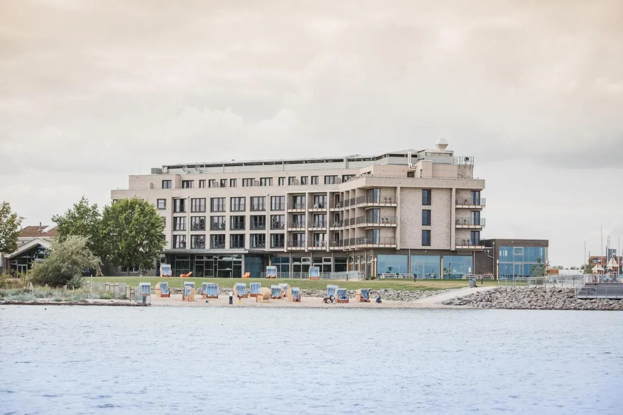 Building hotel ARBOREA Marina Resort Neustadt