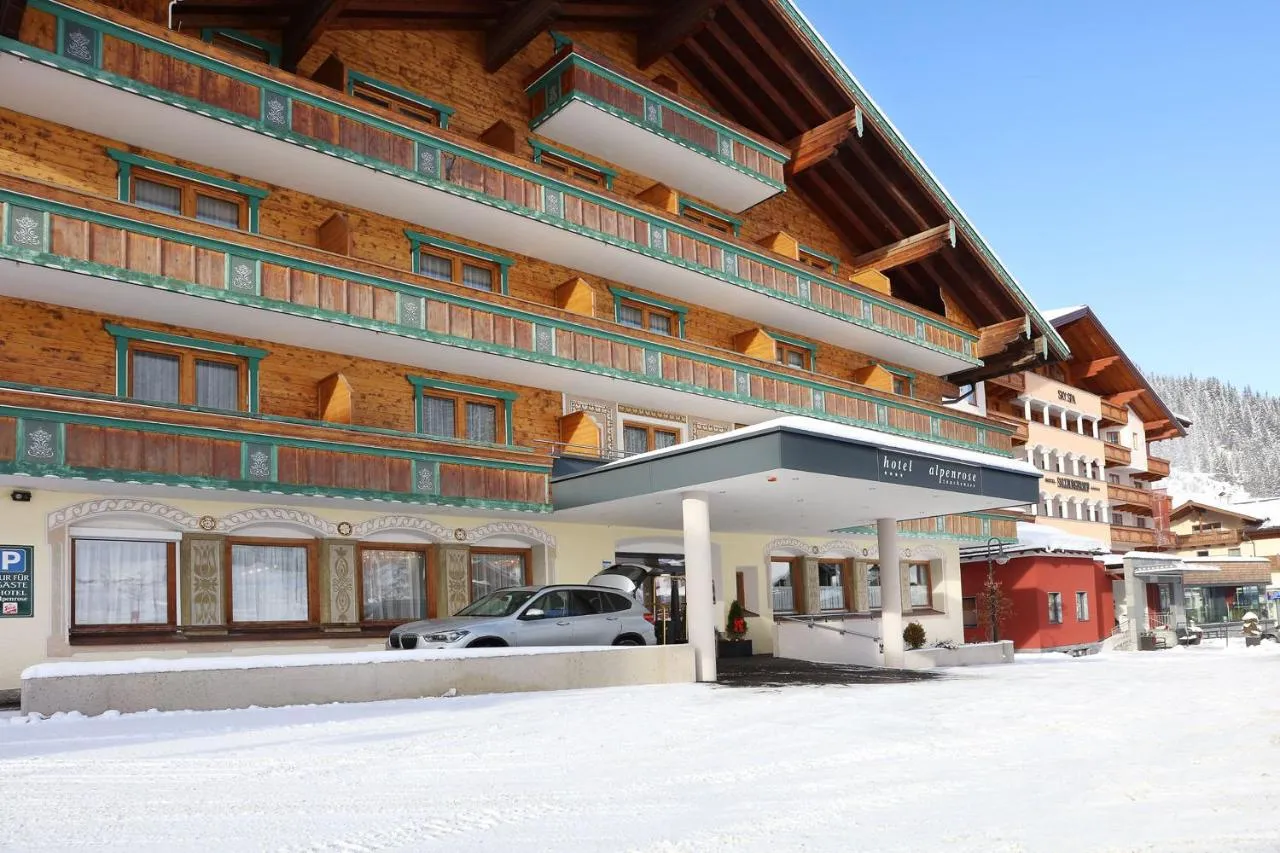 Building hotel Wellnesshotel Alpenrose Zauchensee