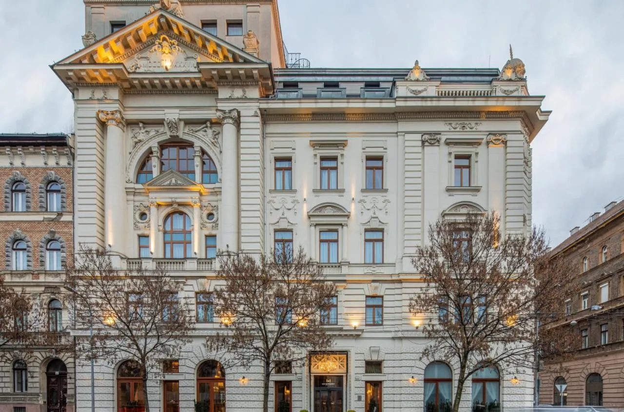 Building hotel Mystery Hotel Budapest