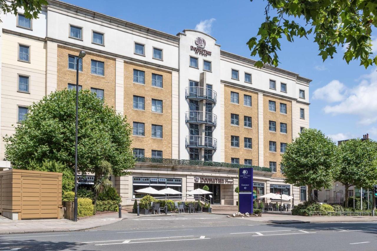 Building hotel DoubleTree by Hilton London Angel Kings Cross