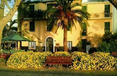 Building hotel Beau Rivage