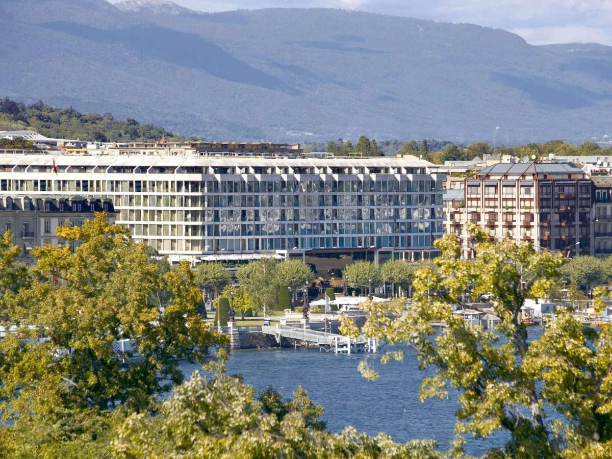 Building hotel Fairmont Grand Hotel Geneva