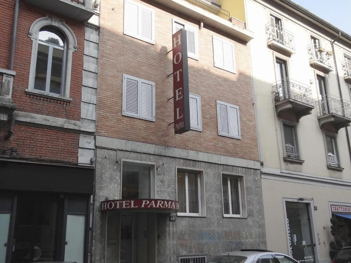 Building hotel Hotel Parma