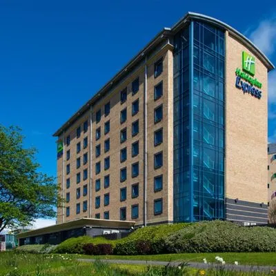 Building hotel Holiday Inn Express Leeds - City Centre