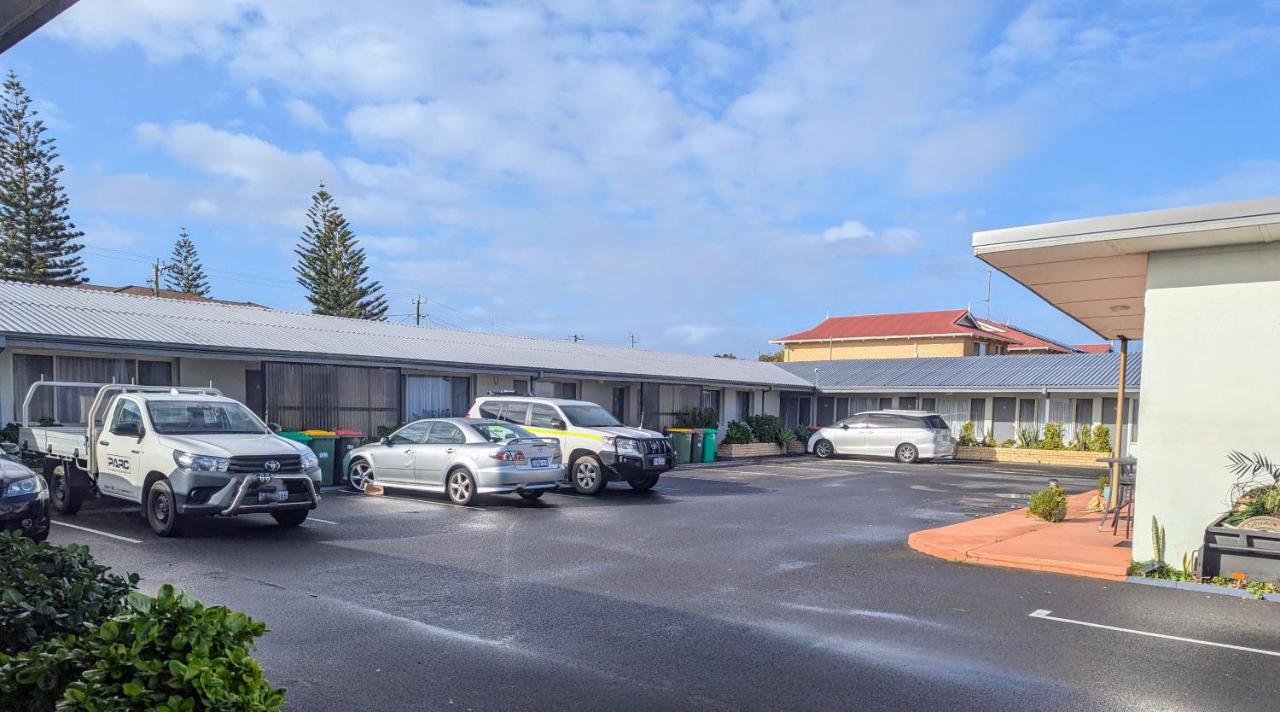 Ocean Drive Motel