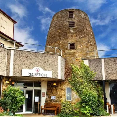 Building hotel Britannia Hotel Leeds