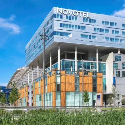Building hotel Novotel Lyon Confluence