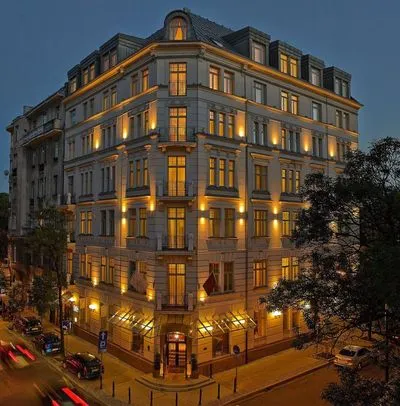 Building hotel Nobu Hotel Warsaw