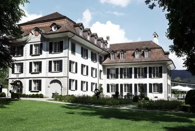 Gebäude von Hotel Schloss Hünigen