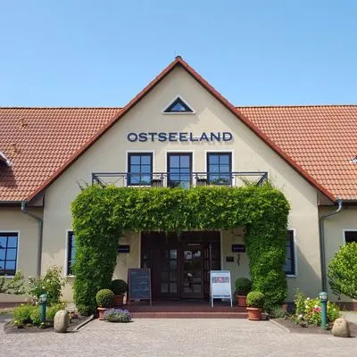 Building hotel Hotel Ostseeland