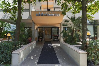 Building hotel Hotel Aldebaran