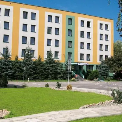 Building hotel Hotel Krakus