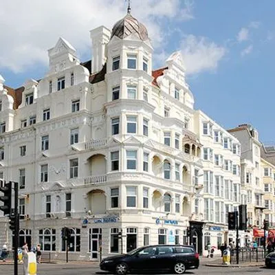 Building hotel Brighton Harbour Hotel