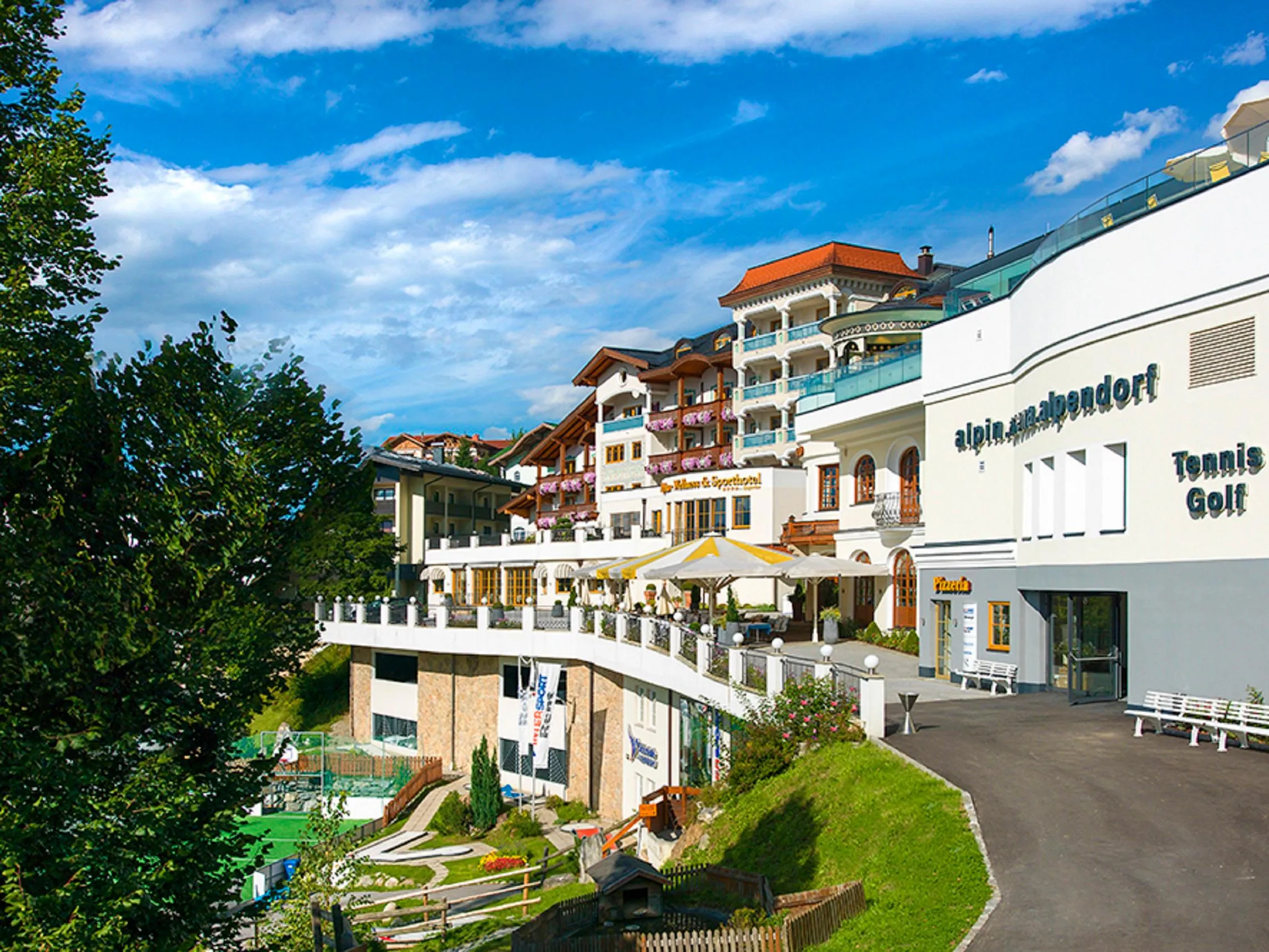 Building hotel Alpina Family, Spa & Sporthotel