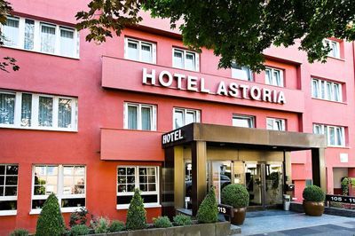 Building hotel Hotel Astoria