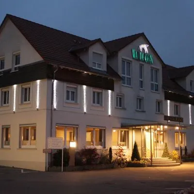 Building hotel Hotel Waldhorn