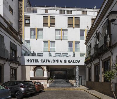 Building hotel Catalonia Giralda