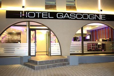 Building hotel Hotel Gascogne