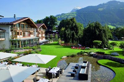 Building hotel Hotel Kitzhof Mountain Design Resort