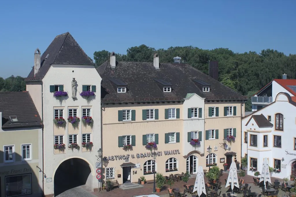 Building hotel Wailtl Hotel