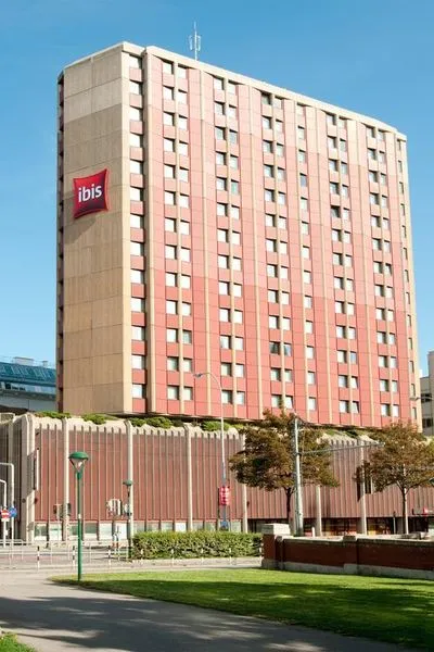 Building hotel ibis Wien Mariahilf