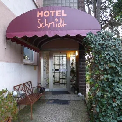 Building hotel Hotel Schmidt