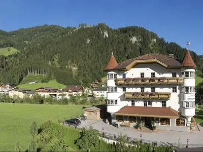 Gebäude von Hotel Bergzeit