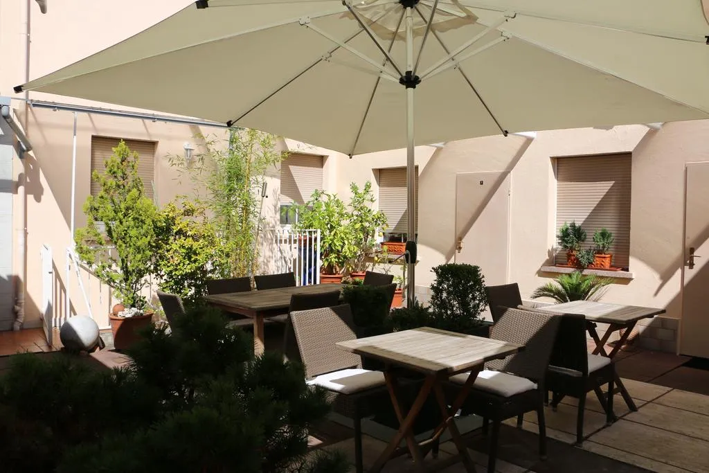 Casa Hotel