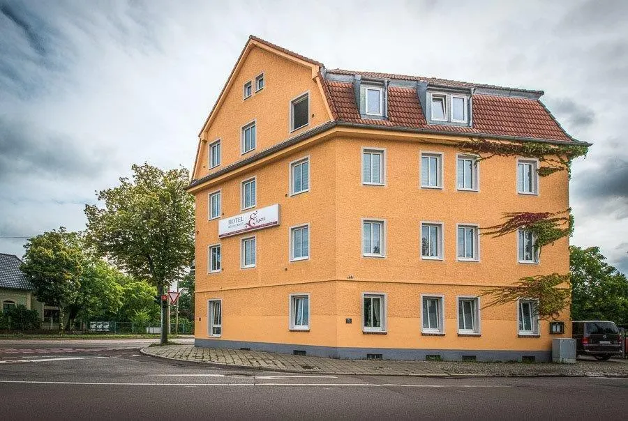 Building hotel Eigen
